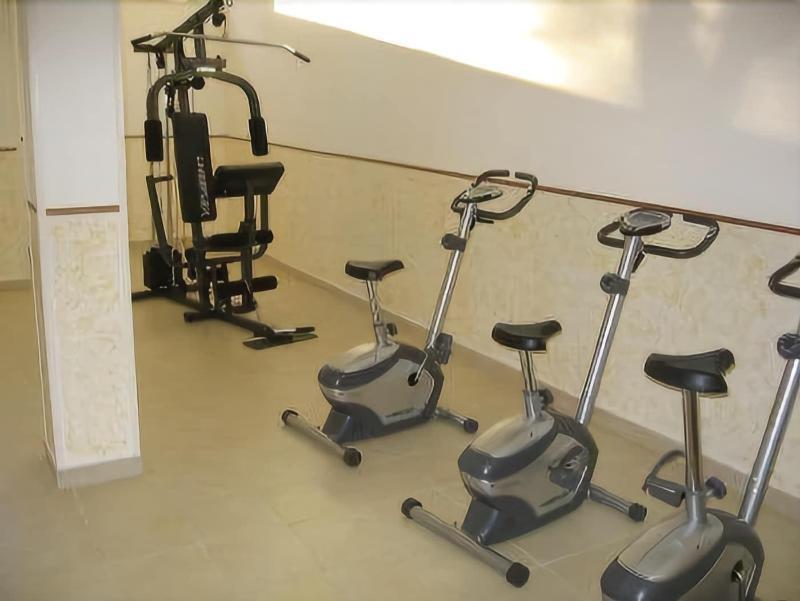 פוצ'ה ואראנו Albergo Il Giardino מראה חיצוני תמונה