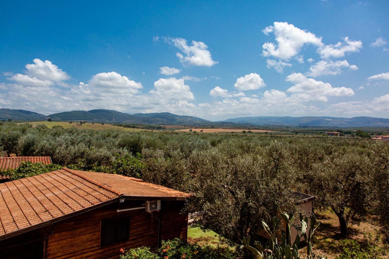פוצ'ה ואראנו Albergo Il Giardino מראה חיצוני תמונה
