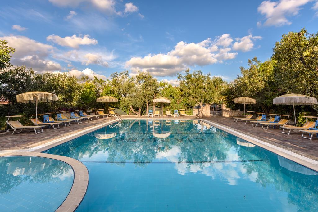 פוצ'ה ואראנו Albergo Il Giardino מראה חיצוני תמונה