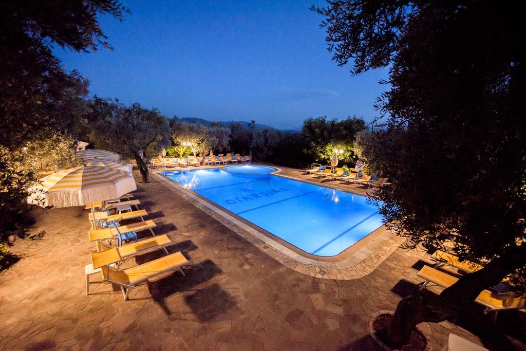 פוצ'ה ואראנו Albergo Il Giardino מראה חיצוני תמונה