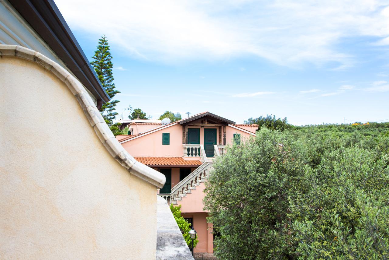 פוצ'ה ואראנו Albergo Il Giardino מראה חיצוני תמונה